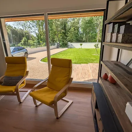 Belle Maison, Calme Avec Parking Nyaraló *